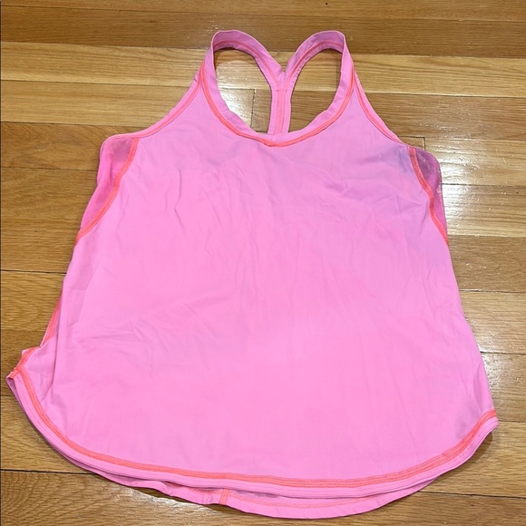 Lululemonn use measurements  tank top good condition - Picture 1 of 3